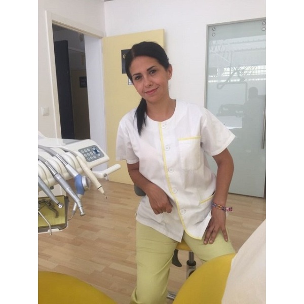 Clinictor - Clinica Dental Gardents - Dr Claudia  Perez Diaz