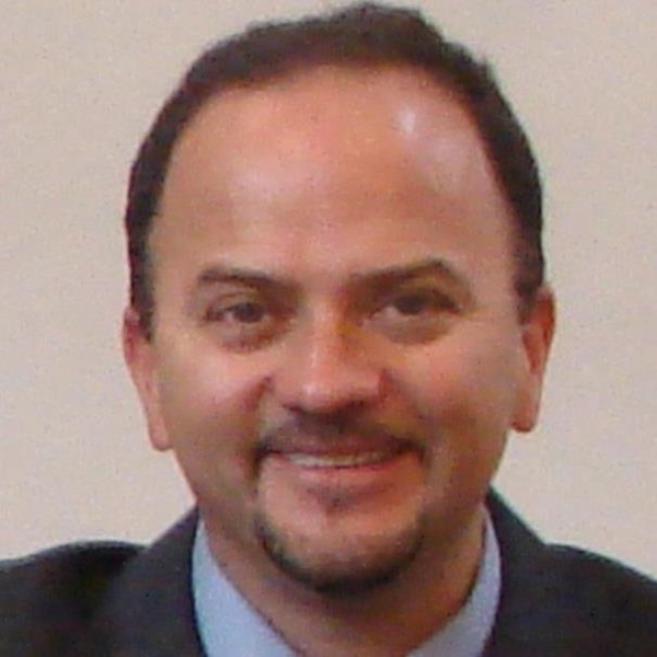Clinictor - Dent-Ofimall Especialidades Dentales - Dr Cristian Aragonés