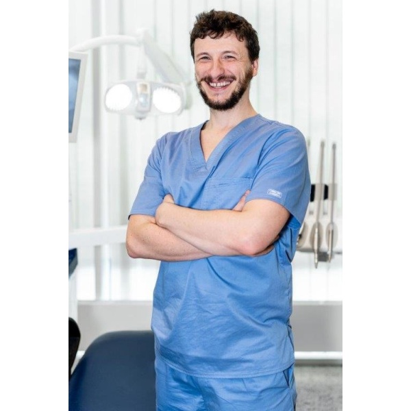 Clinictor - Save on Dental Care - Budapest - Dr Csaba Hagen