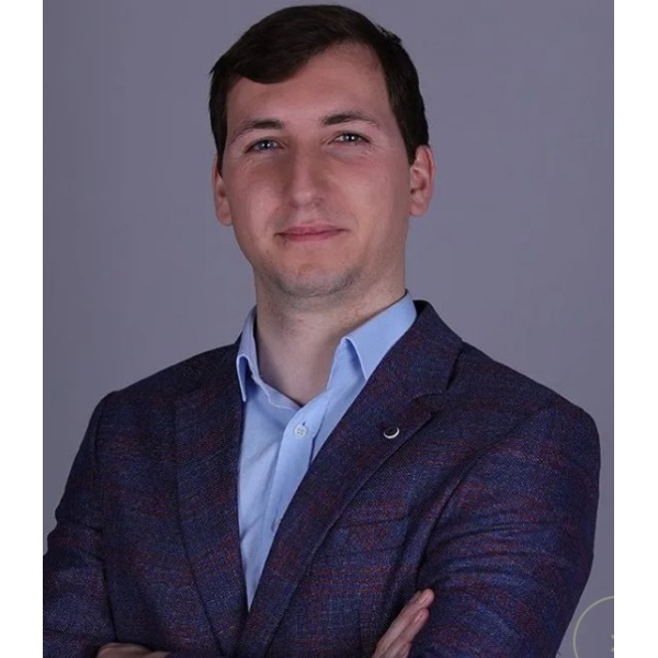 Clinictor - DENTAL CLUB KARADZHOVI - Dr Damian Karadzhov