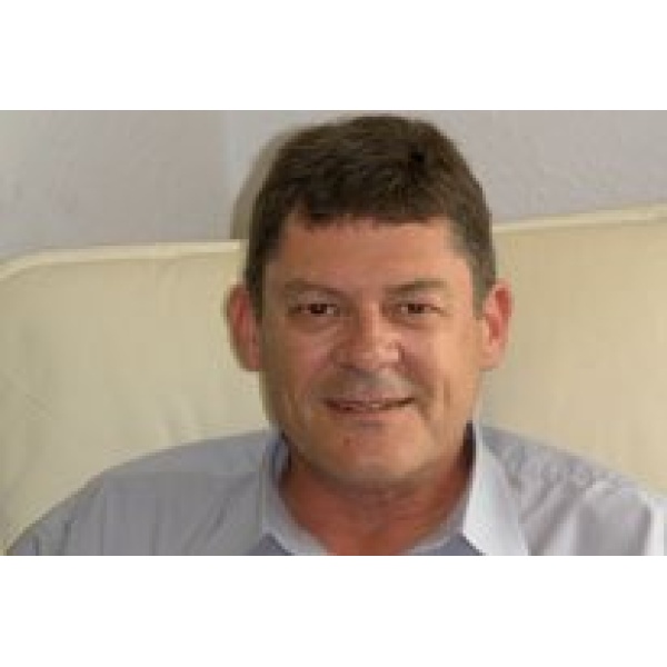 Clinictor - Tonbridge Dental Centre - Dr Danny De Jager