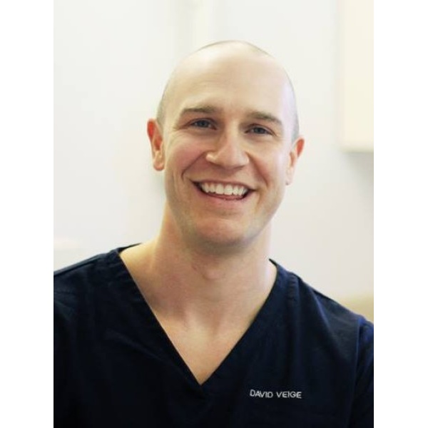 Clinictor - Smile Designs - Dr David Veige