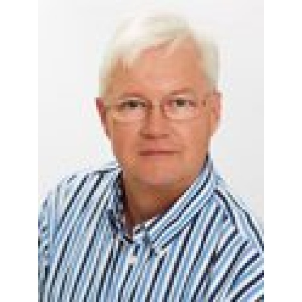 Clinictor - Ninety 2 Dental - Dr Dean Carr