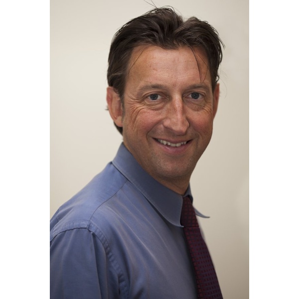 Clinictor - Blossoms Healthcare City of London - Dr Deryk Waller