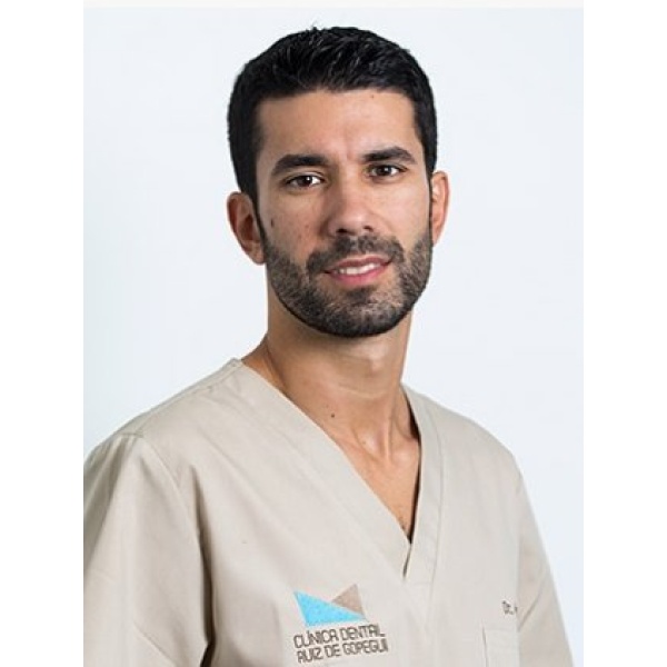 Clinictor - Clínica Dental Ruiz de Gopegui - Dr Diego Bayoll