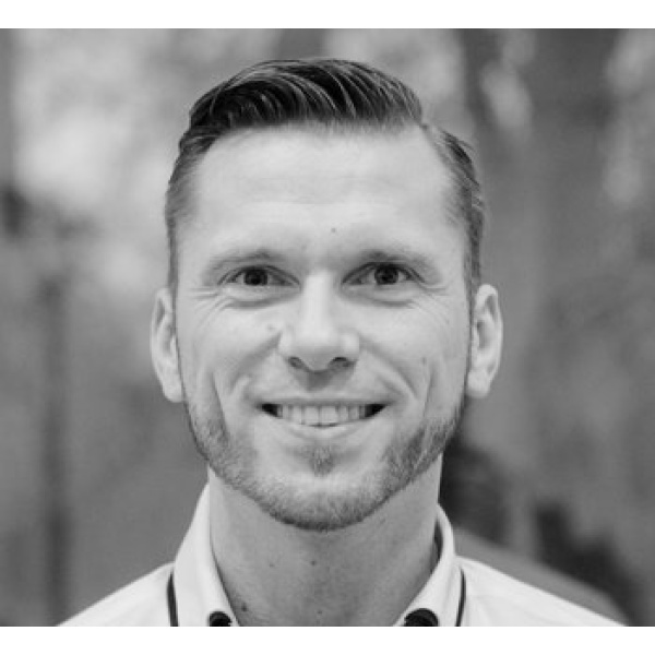 Clinictor - Crescent Lodge Dental Practice - Dr Dino Birkenstock