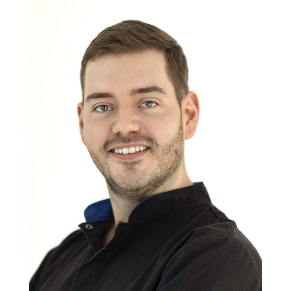 Clinictor - FitDent - Dr Dominik Komorek