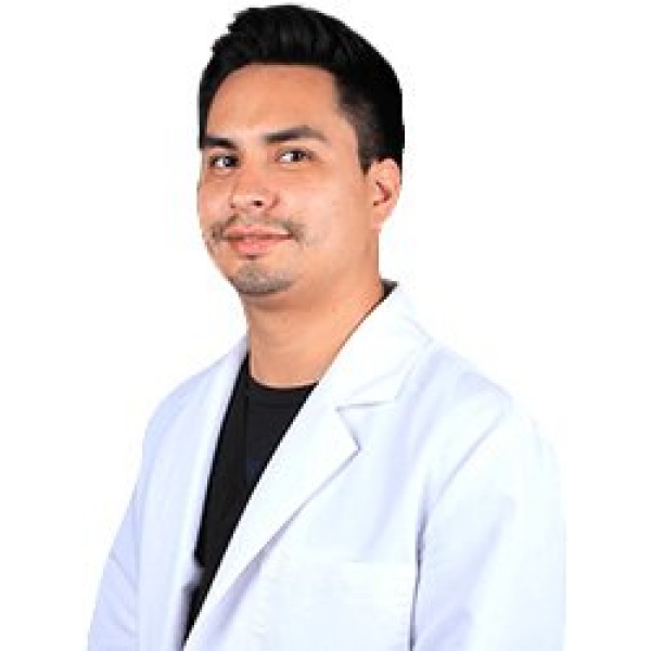 Clinictor - Dental Alvarez - Dr Edgar Bravo