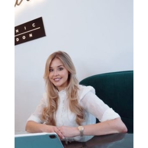 Clinictor - Signature Clinic London - Dr Eleanor Jolly