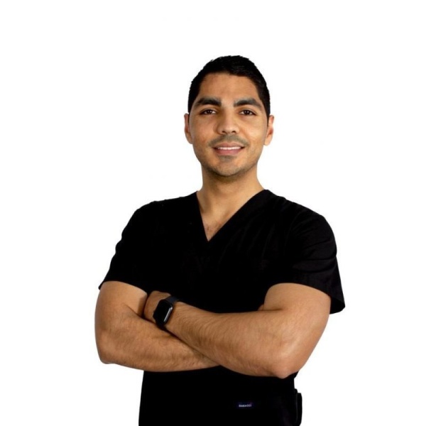 Clinictor - Supreme Dental Clinic - Dr Eliaz Guillermo Elias López