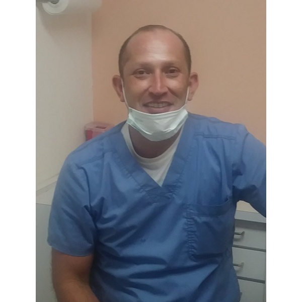 Clinictor - Peña Reyna Dental Care - Dr Eliseo  Cantu