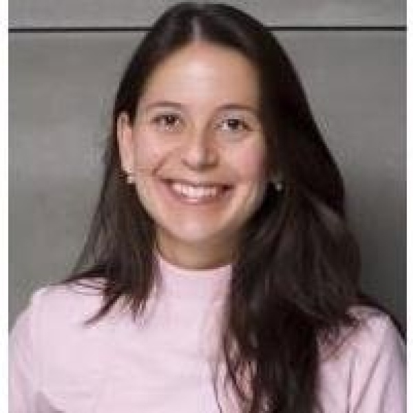 Clinictor - Clínica Dental Doctor Acosta - Dr Erisa Ruiz Villegas