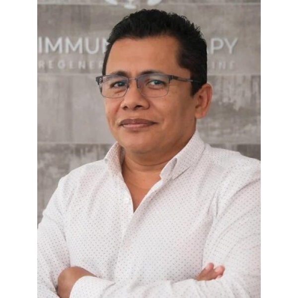 Clinictor - Immunotheraphy Regenerative Medicine - Dr Ernesto   Romero Lopez
