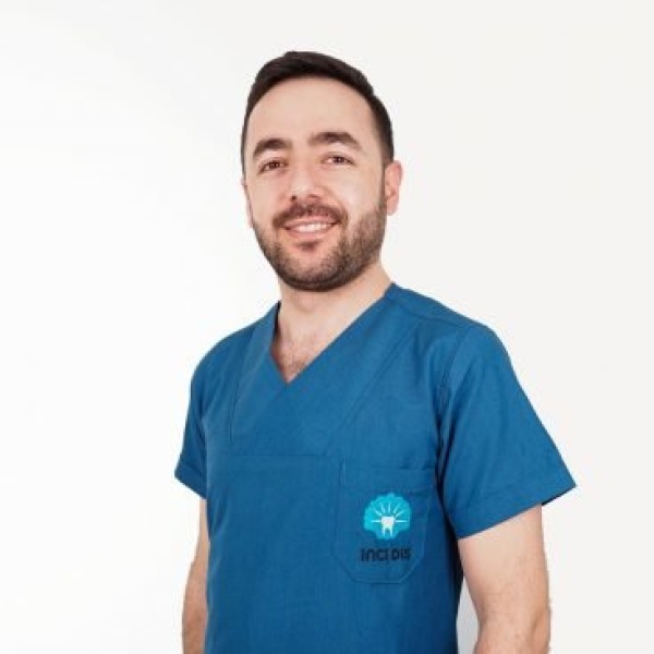Clinictor - İnci Diş - Dr Eshat Araz