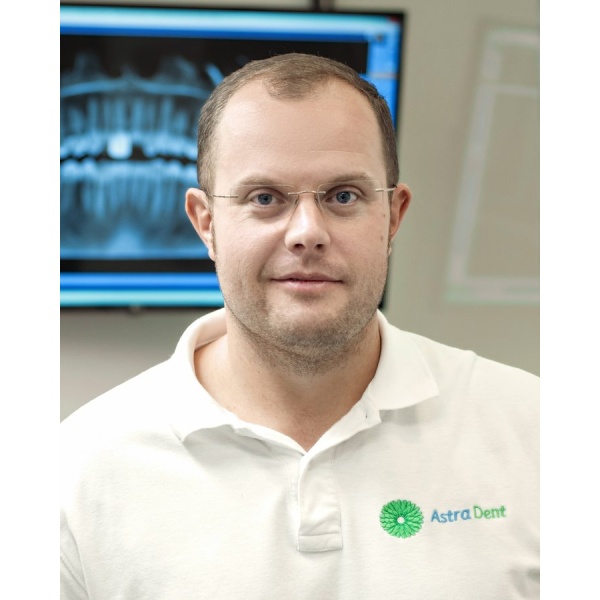 Clinictor - Astra Dent Dental Clinic - Dr Euvgen Alatkin