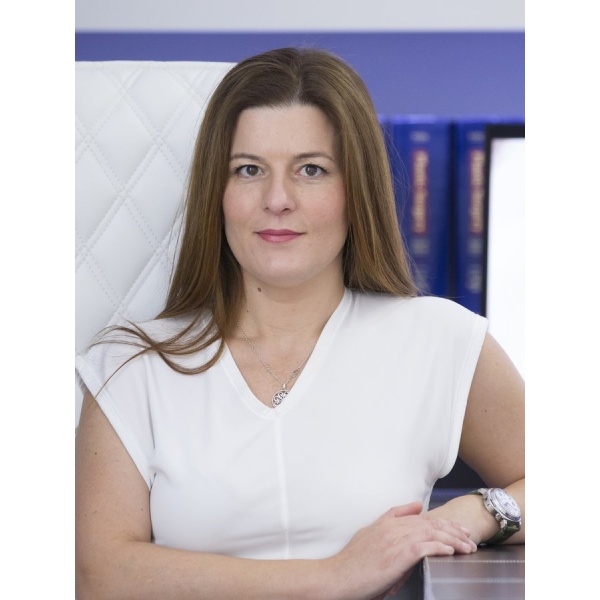 Clinictor - Evelyn Betsi - Dr Evelyn Betsi