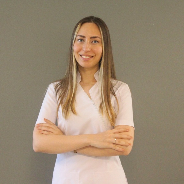 Clinictor - Öğüt İstanbul Etiler Oral and Dental Health Polyclinic - Dr Eylül Öğüt