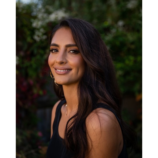 Clinictor - Oxford Aesthetic Clinic - Dr Faezeh Godazgar