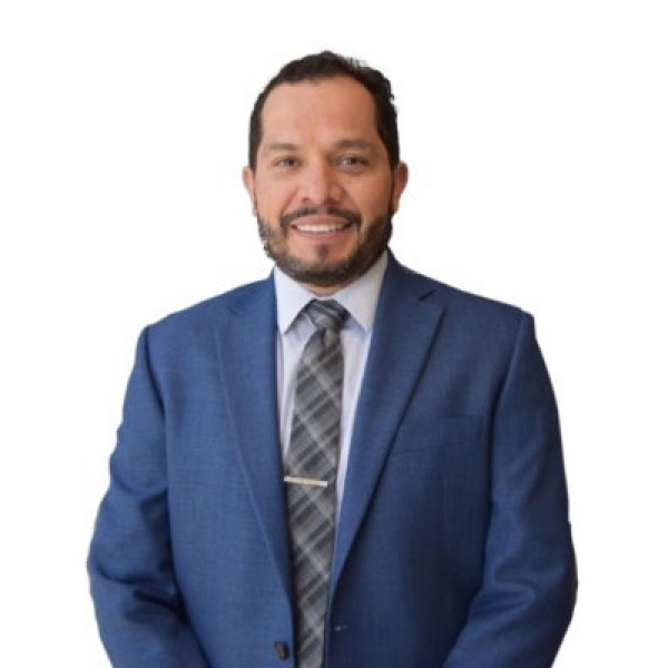 Clinictor - Plastic Surgery Tijuana - Luis Suarez - Dr Fernando Gargia