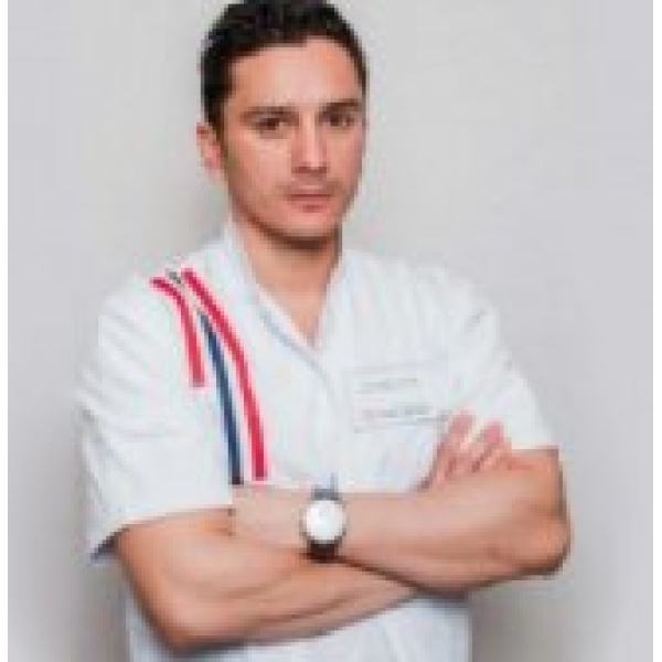 Clinictor - Wellborn Hospital - Dr Gabriel Mitroi