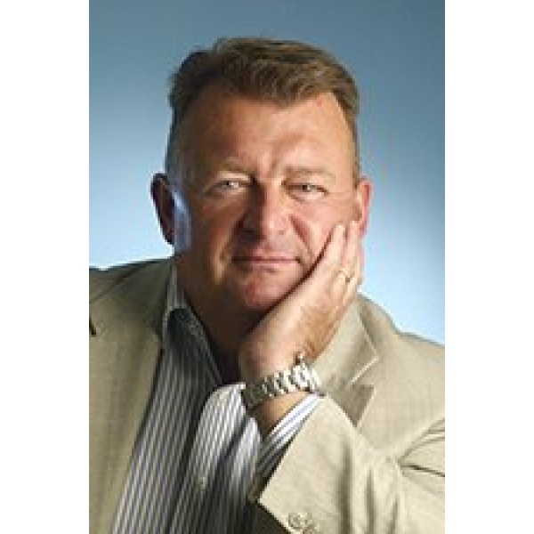Clinictor - Napfény Dental - Dr George Magdits