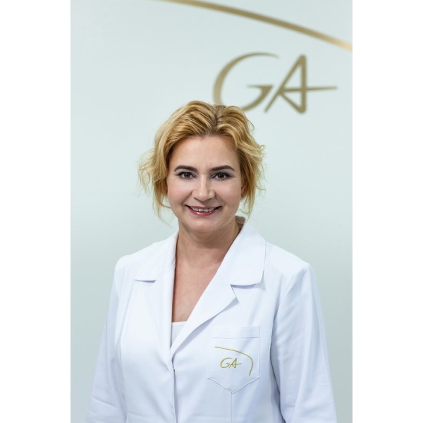 Clinictor - Grozio Akademija / Beauty Academy - Dr Giedre Stundzaite-Barsauskiene