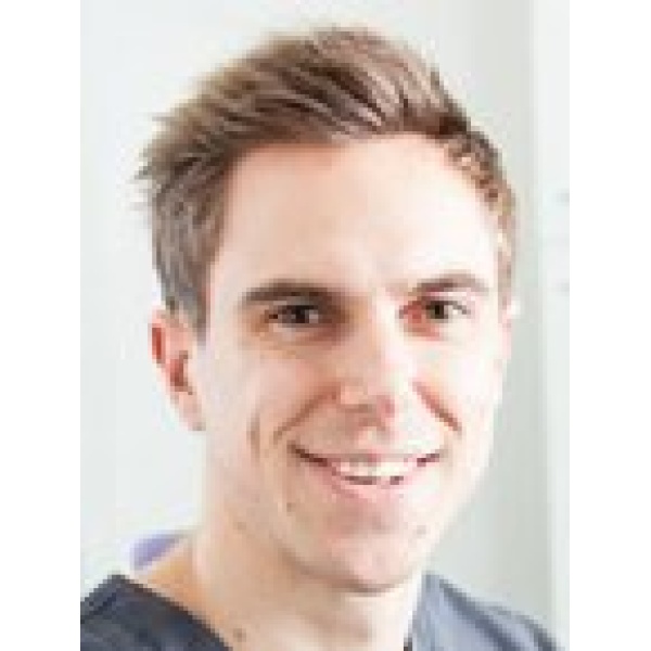 Clinictor - Taylored Dental Care- Idle - Dr Graham Duckitt