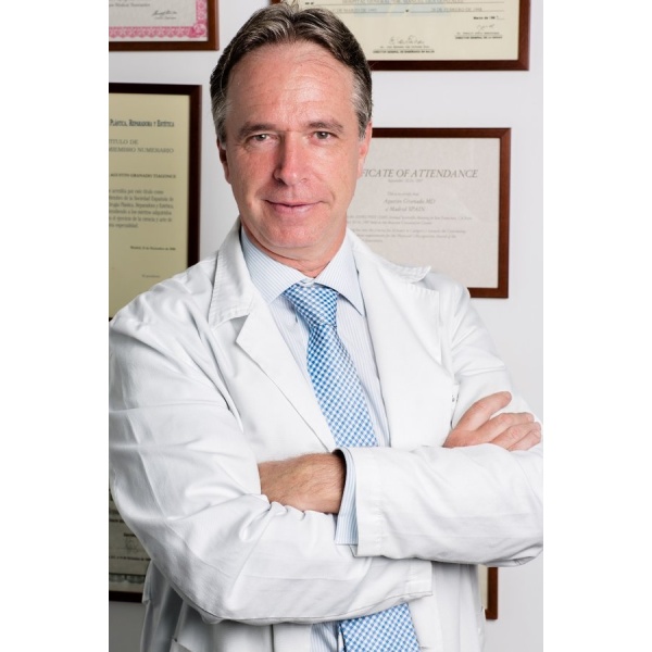 Clinictor - Clinic Center - Plastic Surgery Clinic in Spain - Dr Granado Tiagonce