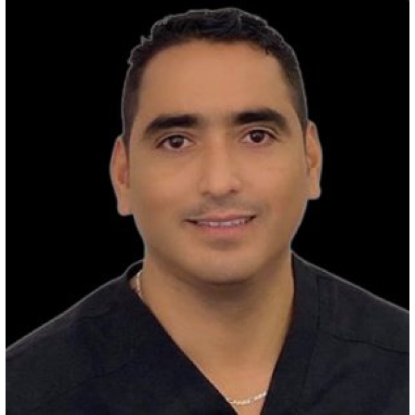 Clinictor - Point Dental - Dr Gustavo Valencia Guillen
