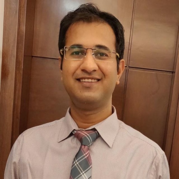 Clinictor - Dentelle - Dr Hitesh Arora