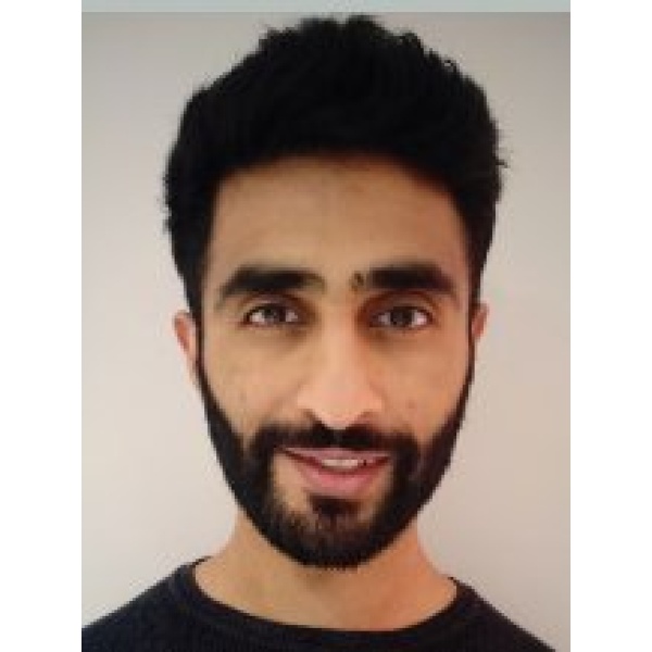 Clinictor - Bluebell Dental Practice Chigwell - Dr Ijaz Hussein