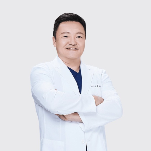 Clinictor - B&VIIT Eye Center - Dr Ik-hee Ryu