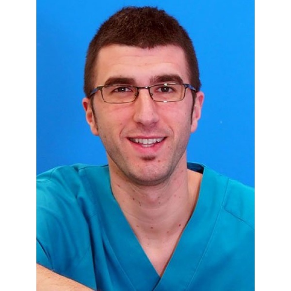 Clinictor - Caredent Deusto - Dr Iker Goikoetxea Sasiain