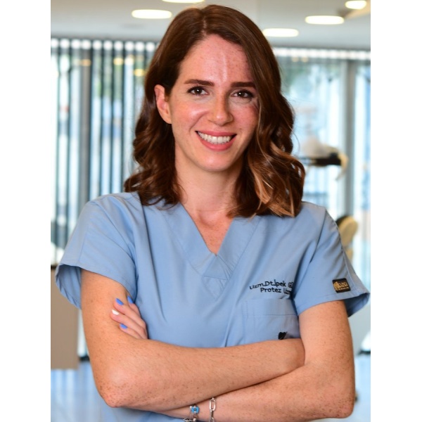 Clinictor - Dentares Smile Dental Clinic - Dr Ipek  Guldas