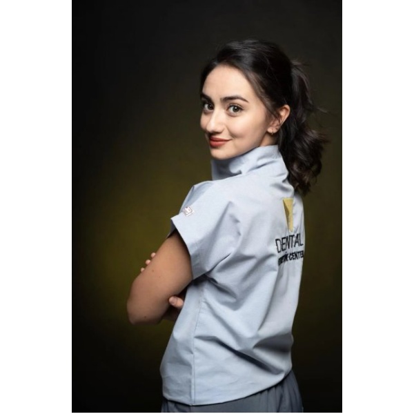 Clinictor - Yeni Dental Esteti̇k Center - Dr İrem Sena DİVANLIOĞLU