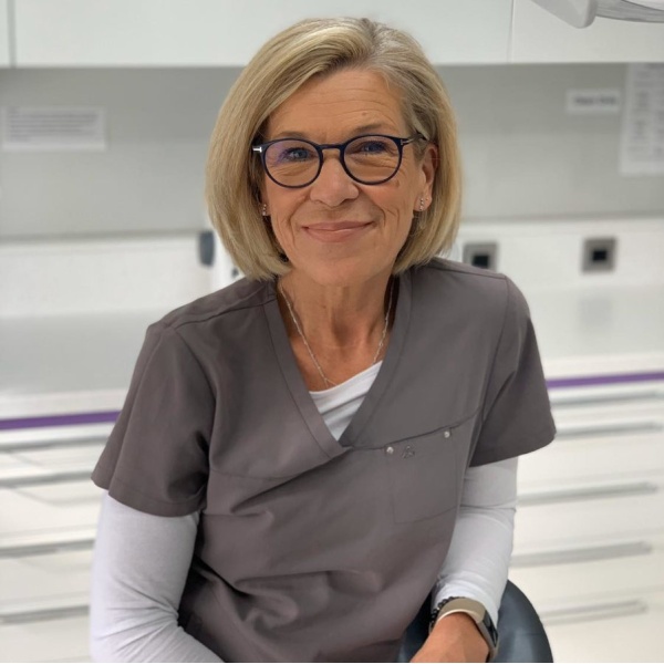 Clinictor - Creating Beautiful Smiles Limited - Dr Jane Butterworth
