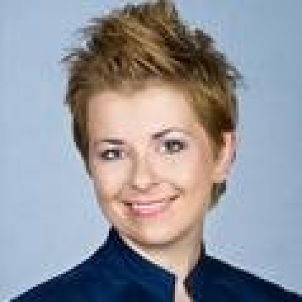 Clinictor - Galeria Uśmiechu Centrum Stomatologii Estetycznej - Dr Joanna Rozwadowska