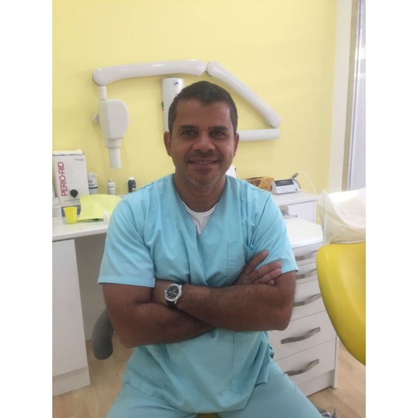 Clinictor - Clinica Dental Gardents - Dr Jorge  Santillan Pizarro