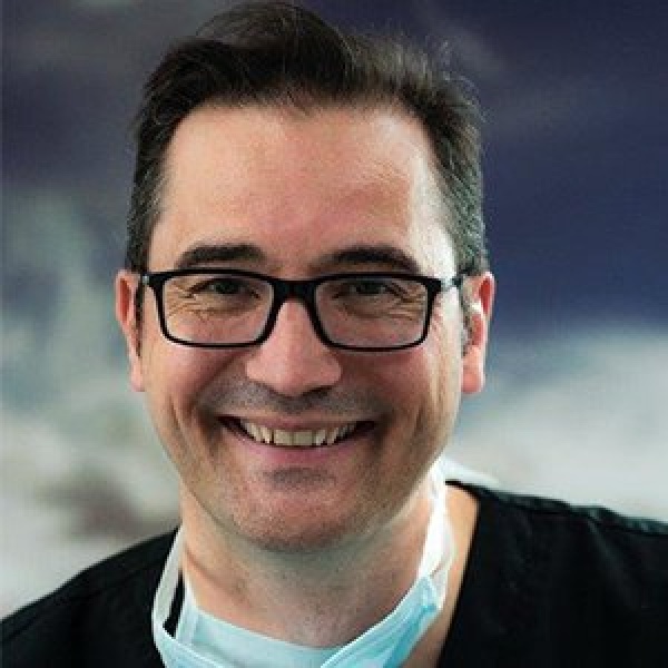 Clinictor - Queen Square Dental & Implant Clinic - Dr Joseph McGill