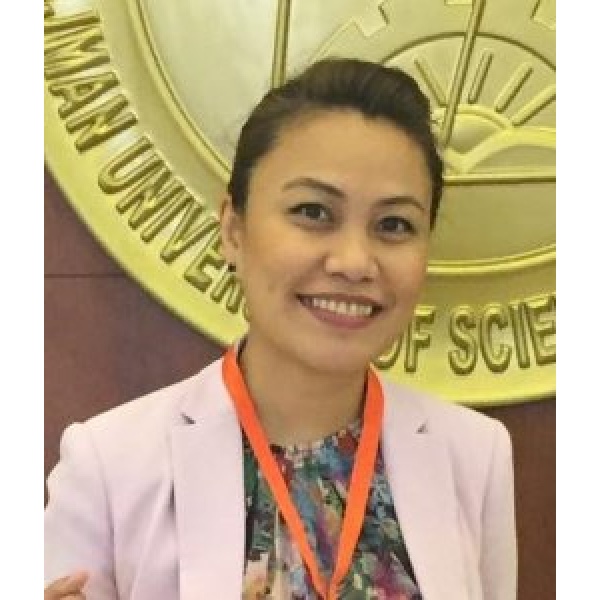 Clinictor - Gulf Eye Center - Dr Joserine Samson