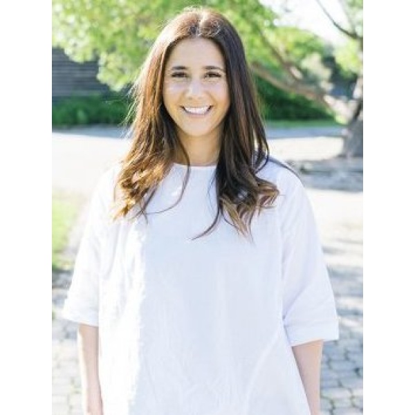 Clinictor - Kildonan Crossing Dental Centre - Dr Julie Pfeffer