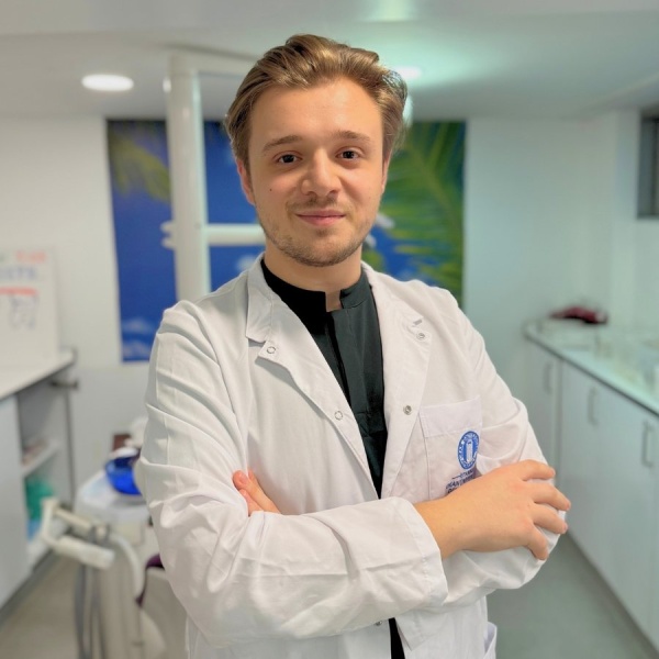 Clinictor - Okan Dent - Dr Kaan  Salih