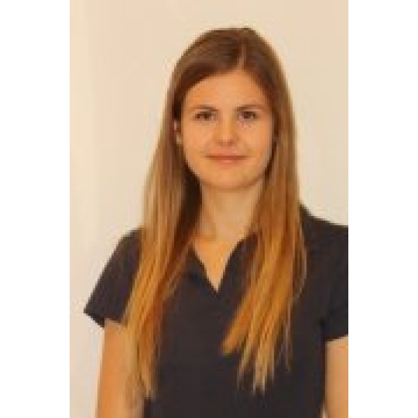 Clinictor - Divinyi Dental - Dr Kesjár Katinka