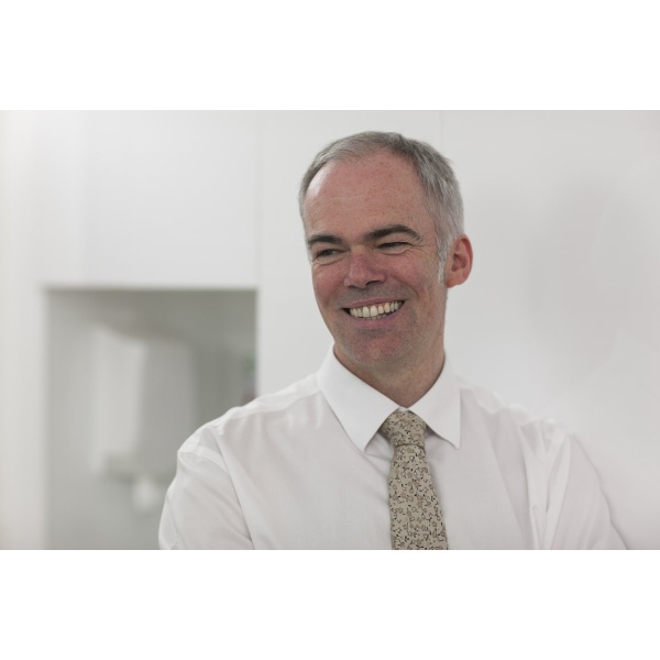 Clinictor - Edinburgh Dental Specialists - Dr Kevin A. Lochhead