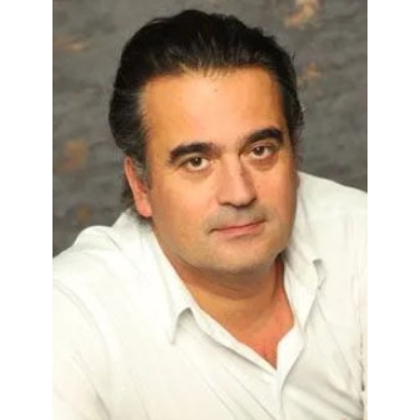 Clinictor - Ravenscourt Dental Practice - Dr Kiarash Banai
