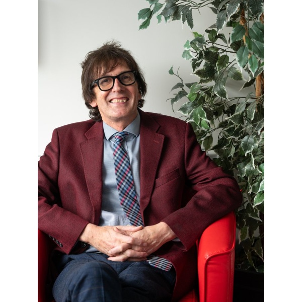 Clinictor - Cosmedica Clinics - Dr Kieron Cooney