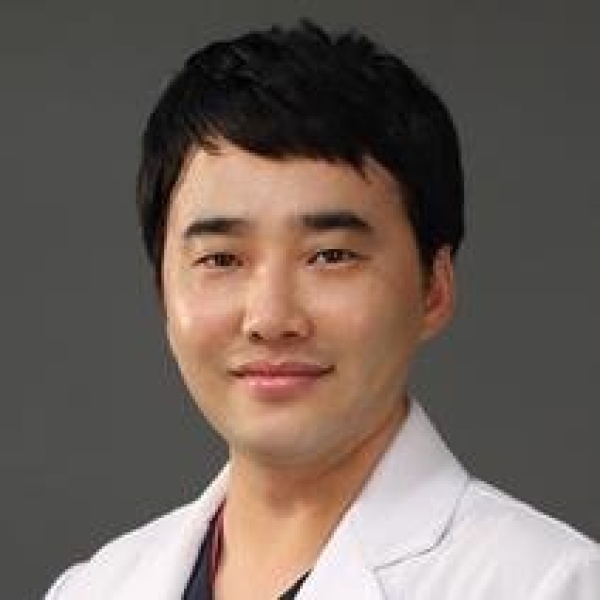 Clinictor - Suavel Plastic Surgery and Dermatology - Dr Kim Dong Kwan