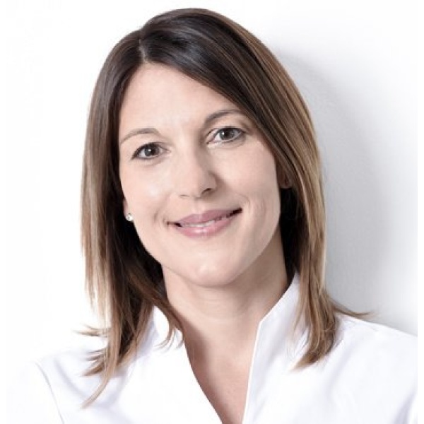 Clinictor - Avenue Dental Budapest - Dr Krisztina Magyar