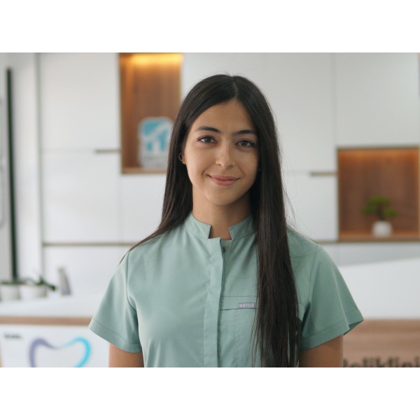 Clinictor - Center Dental Clinic - Dr Laçin Postacı