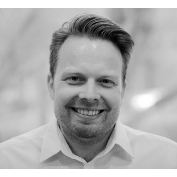 Clinictor - Crescent Lodge Dental Practice - Dr Lars Franke